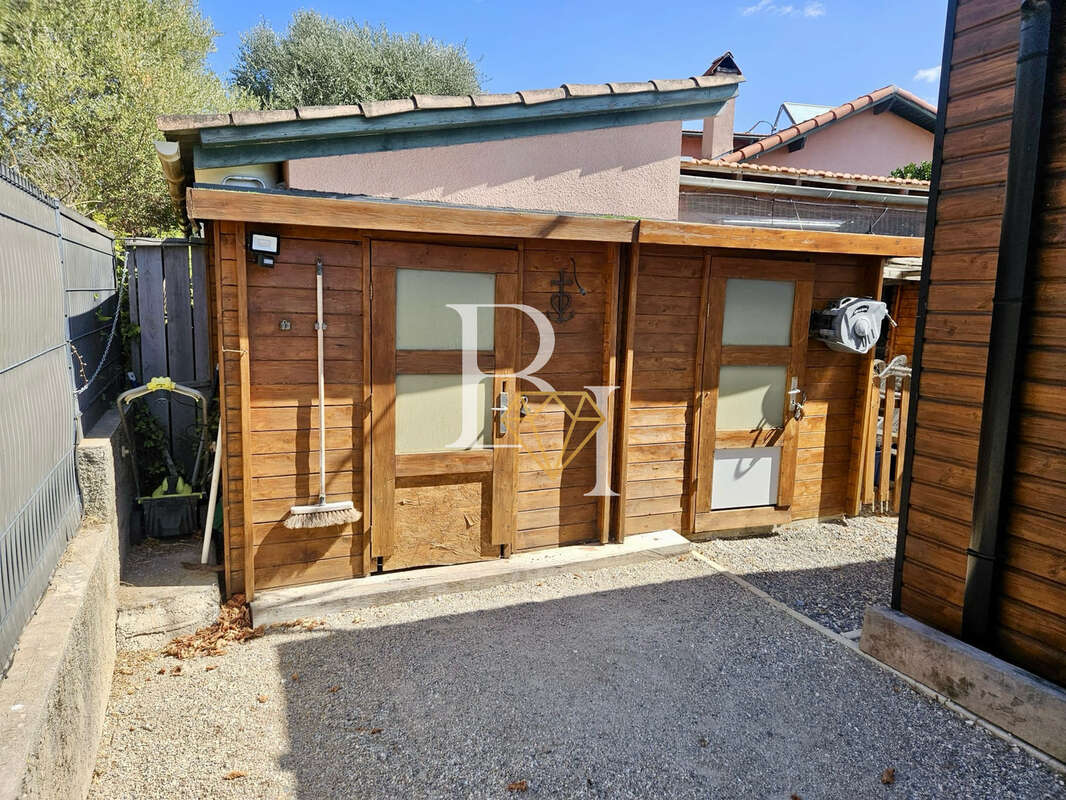 Maison à CARROS
