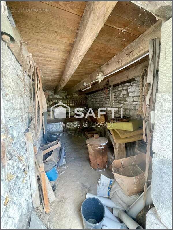 Maison 140 m² à Sossais  - photo 9