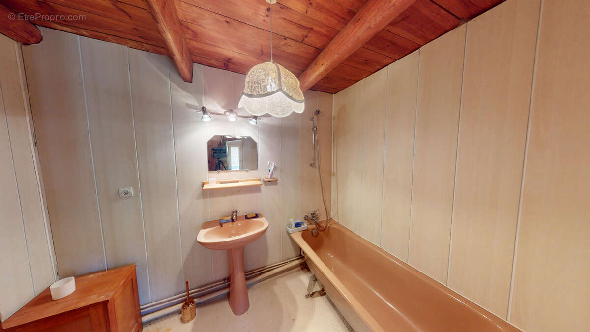 Maison à LA CHAISE-DIEU
