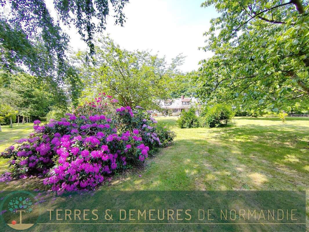 Vallée de Seine, village typique normand, propriété de caractère, au calme, jardin arboré. - photo 14