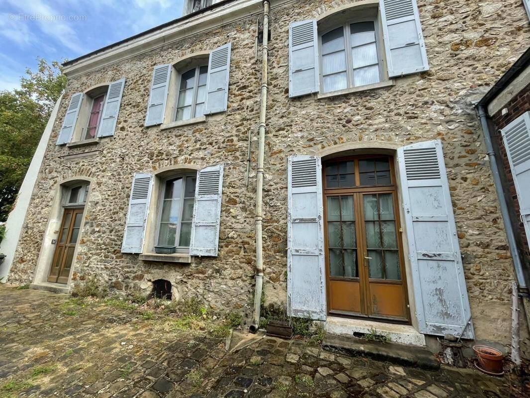 Appartement à ATHIS-MONS