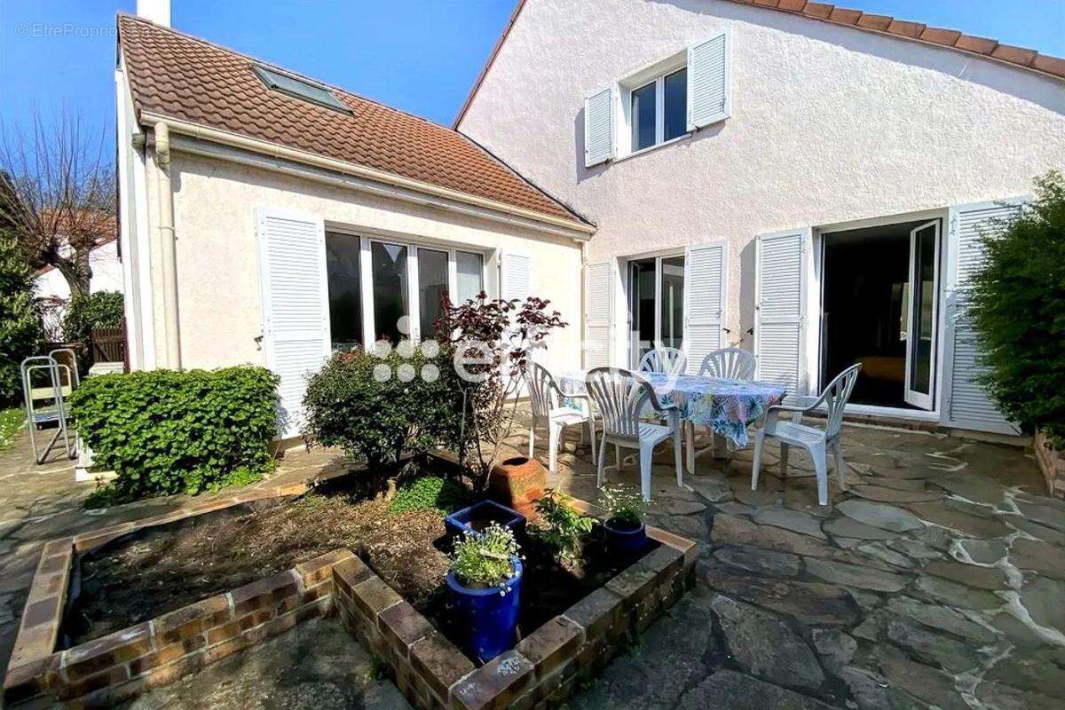 Maison à NOISY-LE-GRAND