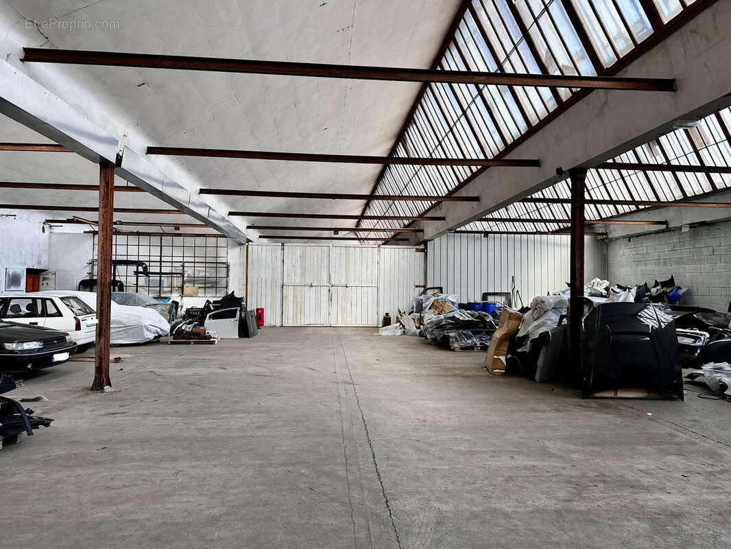 Commerce à SAINT-BRESSON