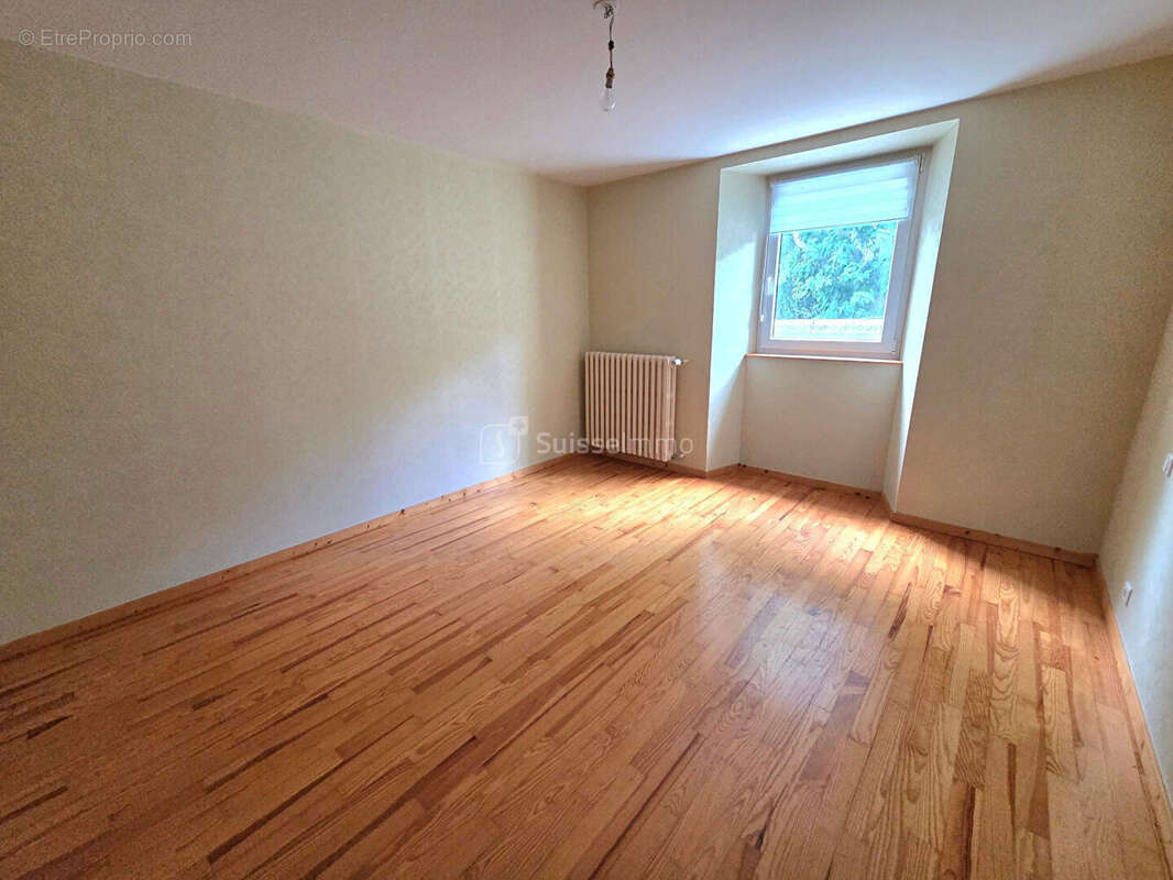 Appartement t3 67.7m² 139000 euros - photo 3