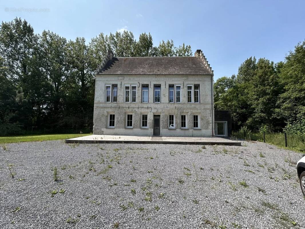Maison de maitre rénovée avec étang et bois - photo 1
