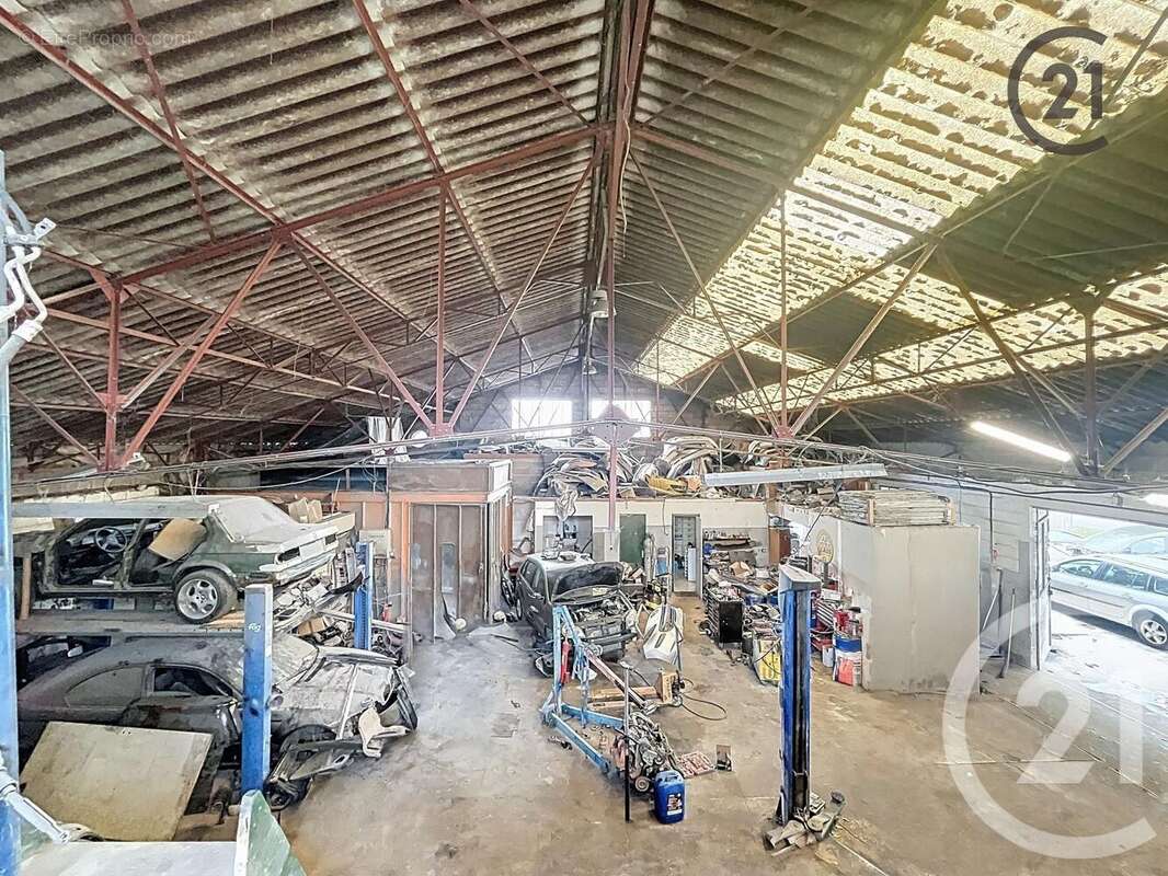 Maison à VILLENEUVE-SUR-YONNE