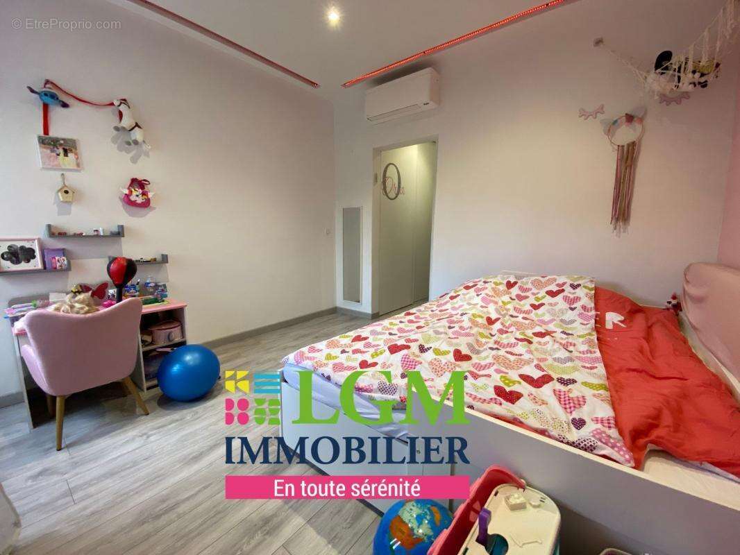 Appartement À Vendre - photo 7