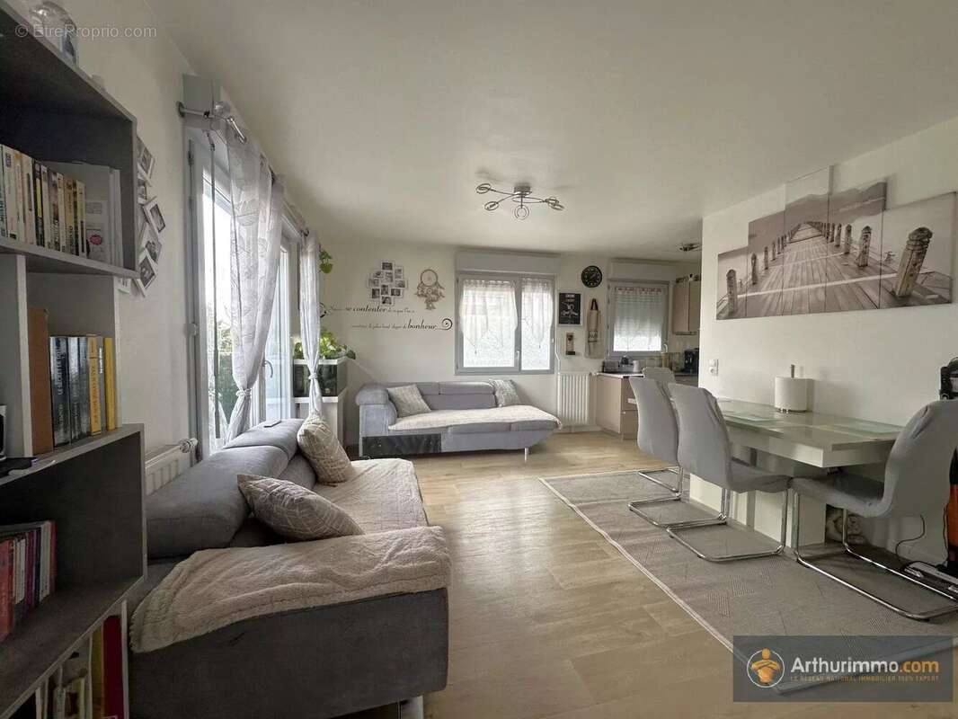 Appartement à LIVRY-GARGAN