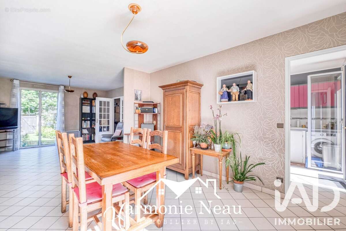 Maison 103 m² à Noisy-Le-Sec  - photo 7