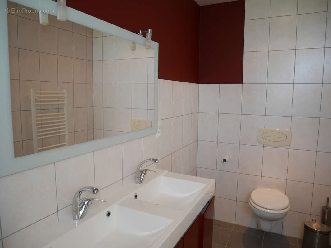 Maison à MONTIGNY-EN-MORVAN