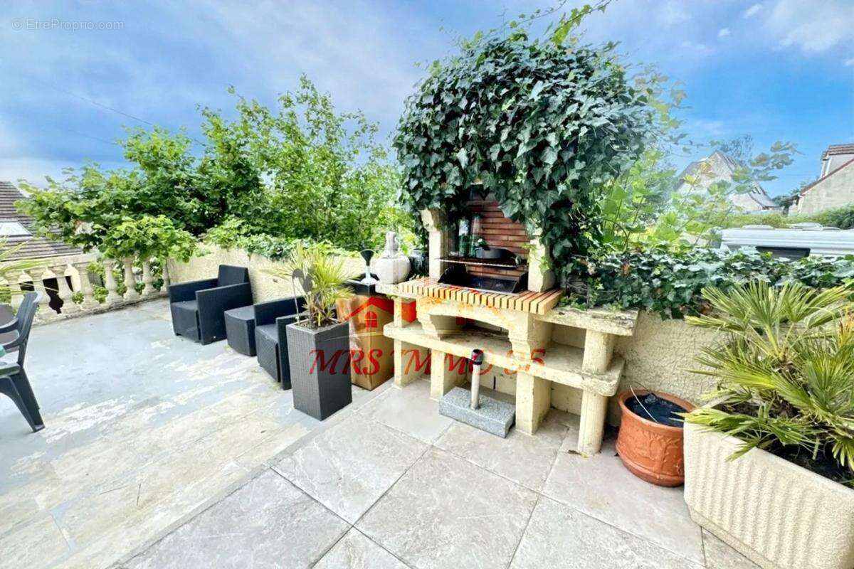 Maison à CHAUMONTEL