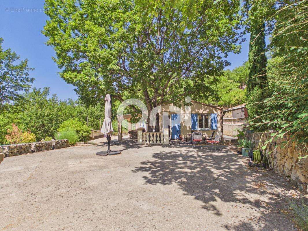 Piscine -calme -garage -plain pied -environnement - photo 3