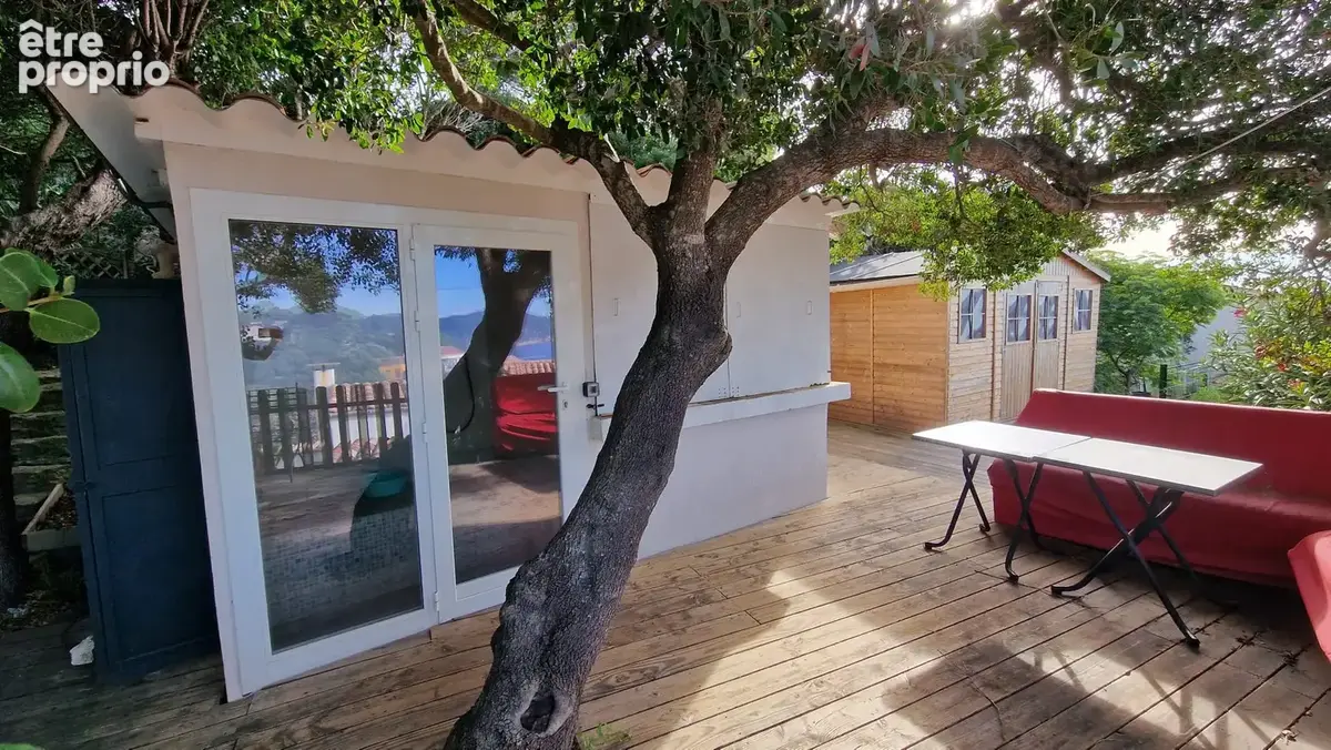 Ensemble immobilier sur l'Ile du levant - photo 12