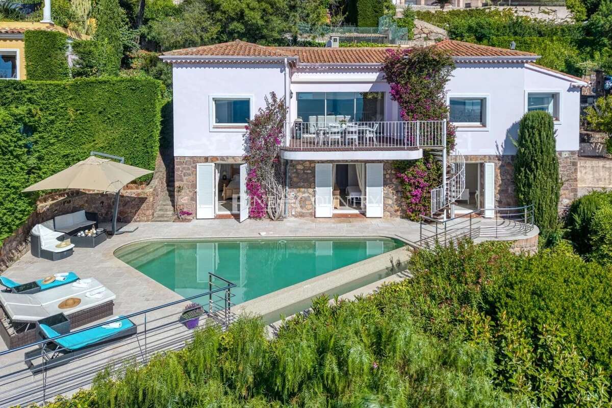Maison à THEOULE-SUR-MER