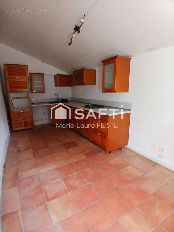 Maison 66 m² à Saint-Hippolyte  - photo 4
