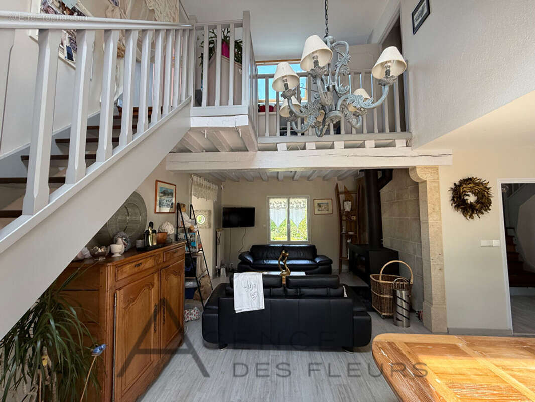 Maison Saint Germain De Pasquier 7 pièce(s)  4298 M²  de terrain - photo 5