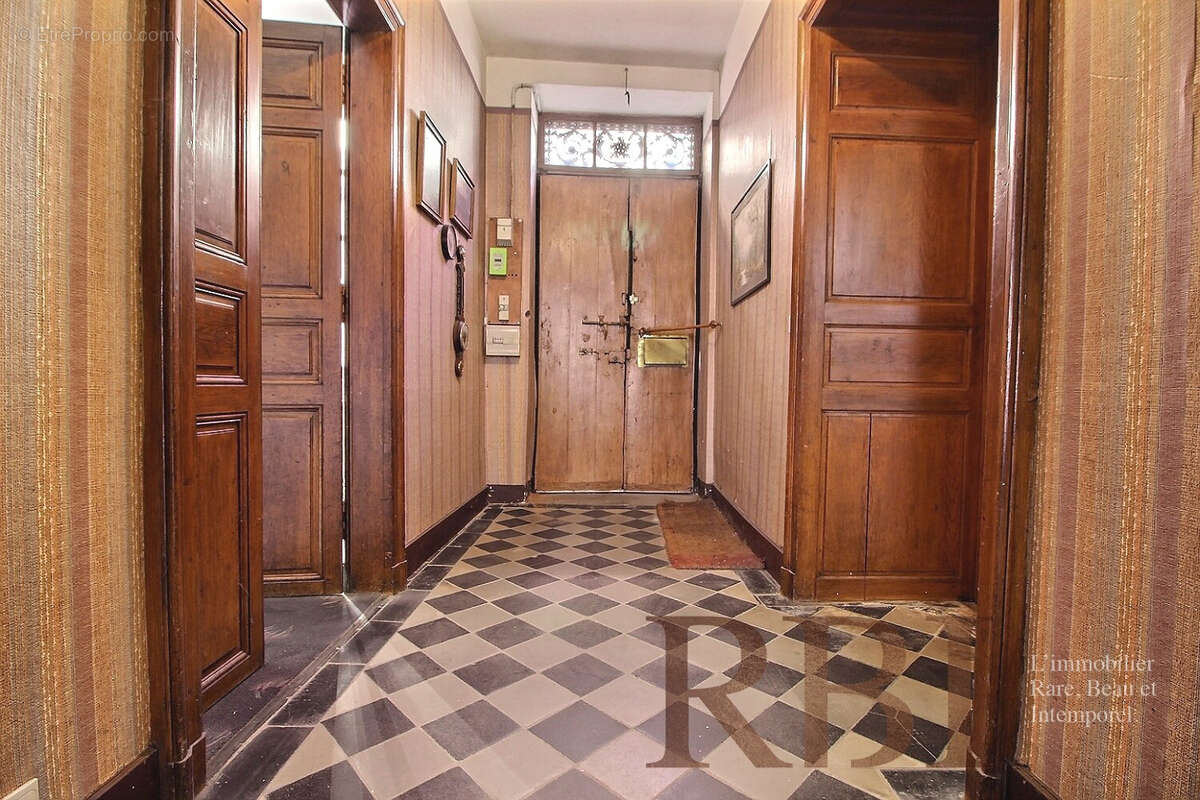 Maison à MONTESQUIEU-VOLVESTRE