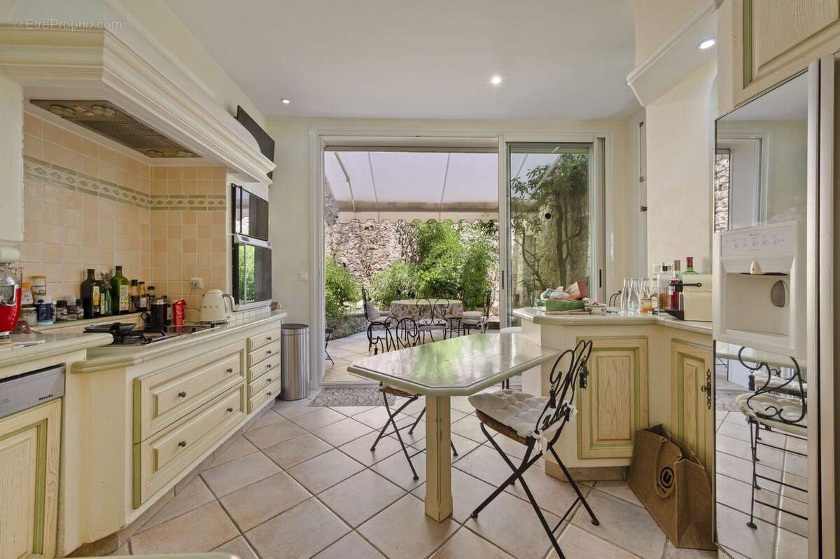 Maison 170 m² à Roquebrune-Cap-Martin  - photo 7