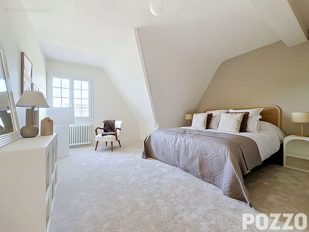 VILLERVILLE - Élégante villa de caractère avec vue mer, entièrement rénovée - photo 11