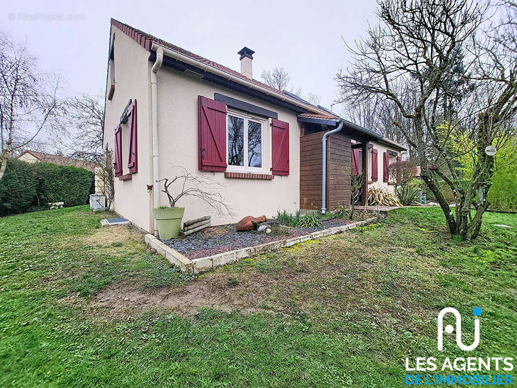 Maison à OUZOUER-LE-MARCHE
