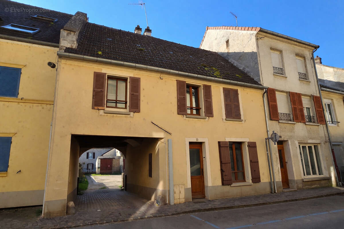 Maison à LA FERTE-SOUS-JOUARRE
