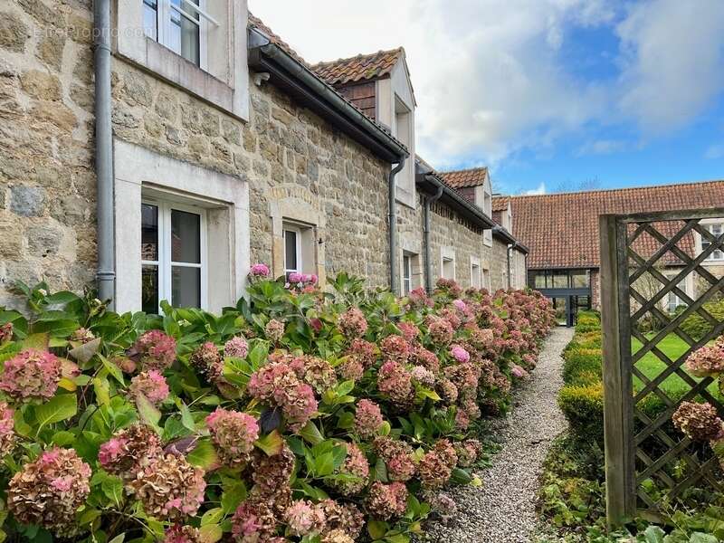 Maison à SAINT-LEONARD