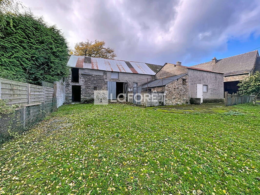 Maison à BAINS-SUR-OUST
