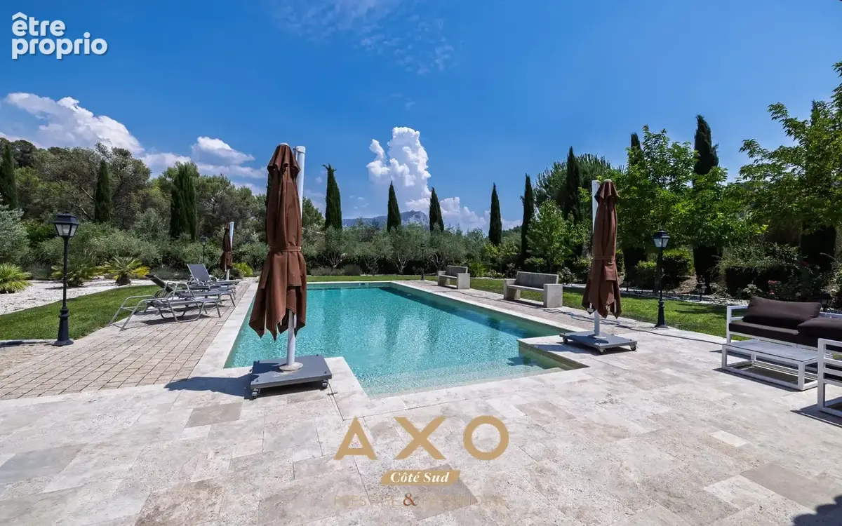 Saint marc jaumegarde - vue sainte victoire - ensemble immobilier - 2 maisons - 380 m2  - appartements - jacuzzi - spa - 2 pisci - photo 6