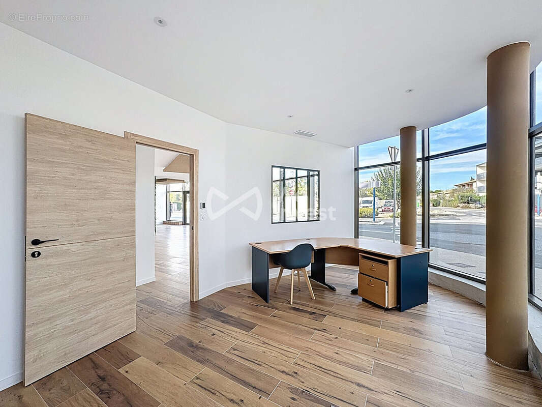 Commerce à BAILLARGUES