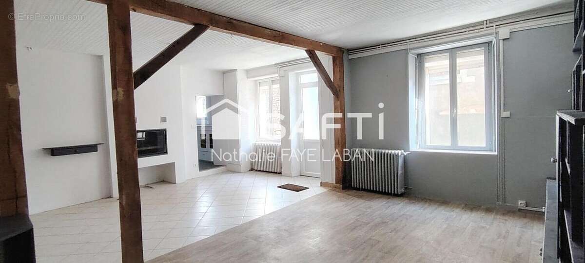 Photo 9 - Maison à SAINT-PIERRE-DE-MAILLE