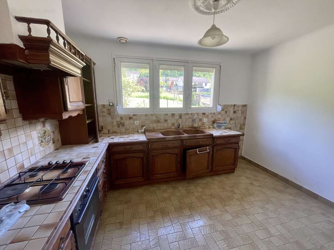 Maison à NOUZONVILLE