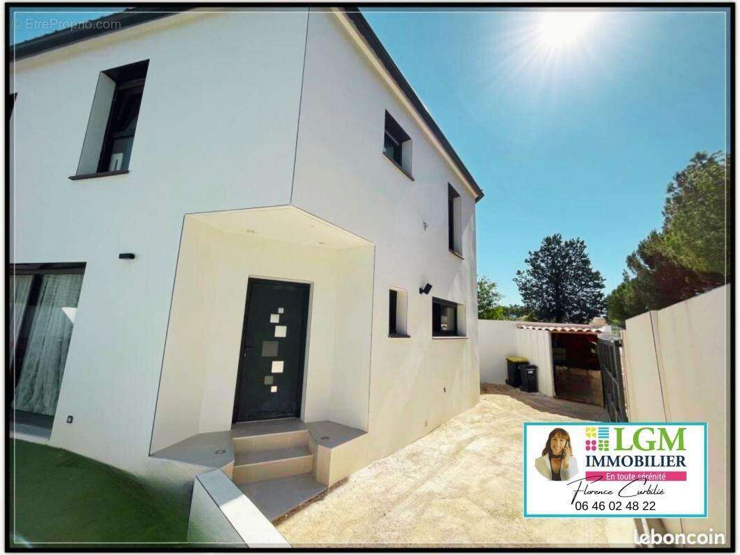 Maison à LA CALMETTE