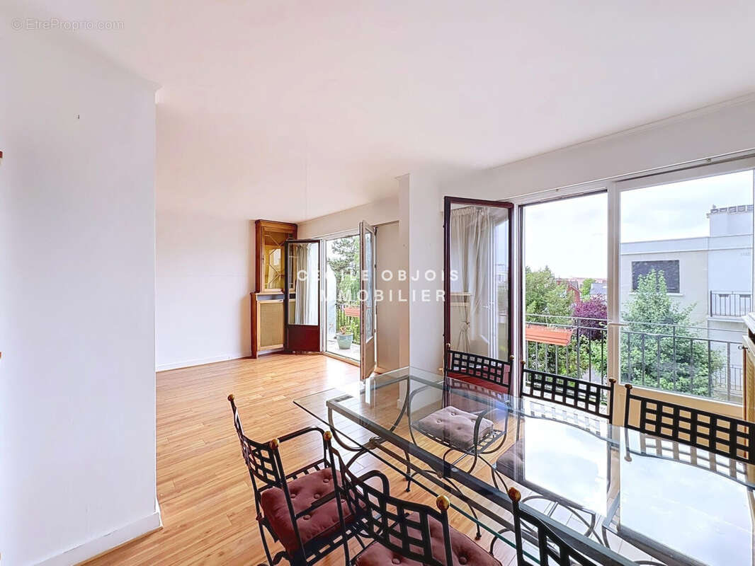 Appartement à CHENNEVIERES-SUR-MARNE