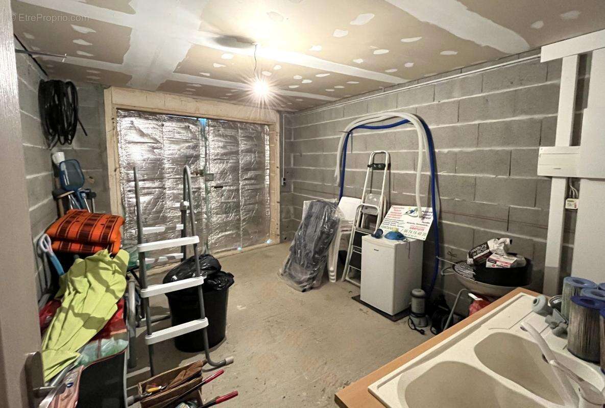 Maison à LES ESSARDS