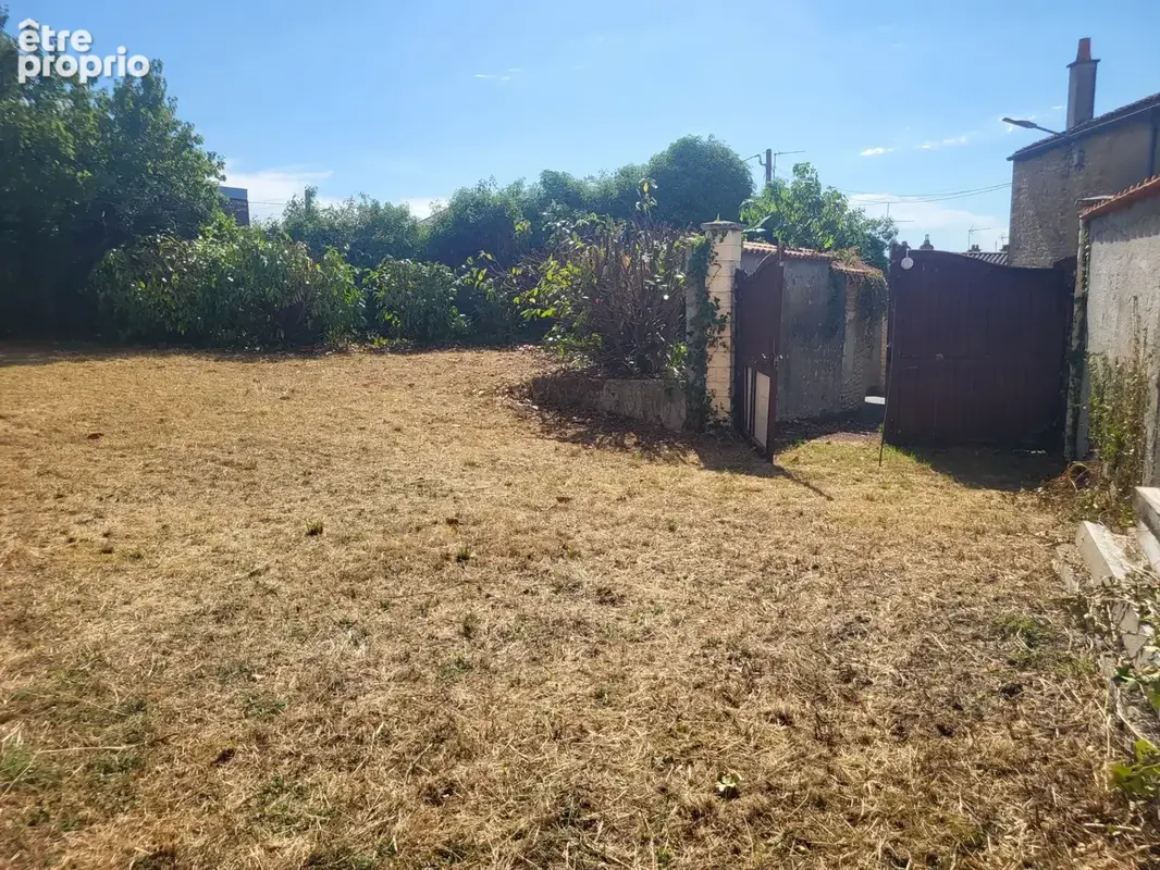 Maison à vendre 2 pièces LOUIN (79) - photo 2