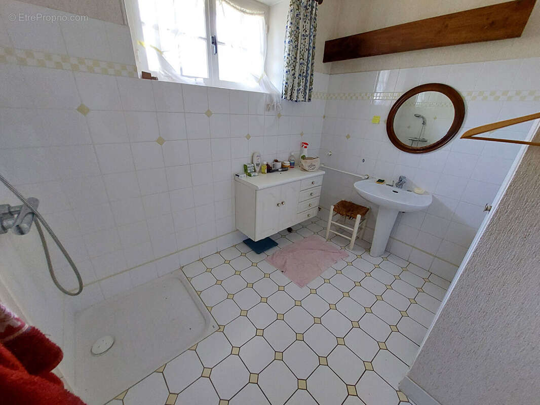 Maison à CHAUMOT