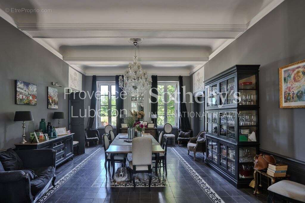 Maison à LORIOL-DU-COMTAT