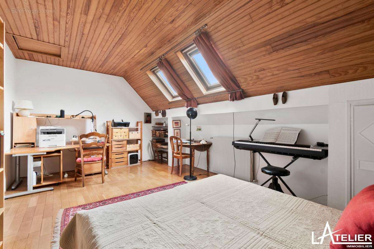 Maison à MAREIL-MARLY