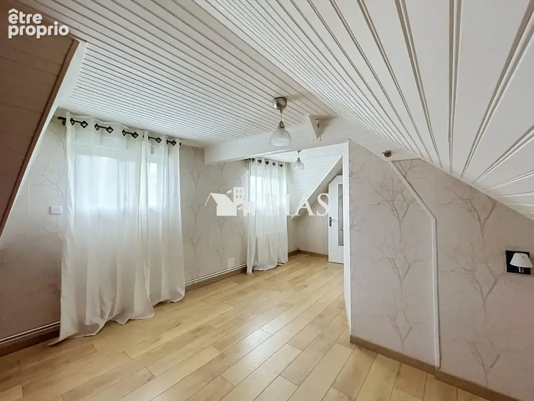 Maison 5 pièces 101 m² à vendre à Saint-Ouen-Du-Tilleul (27670) - photo 9