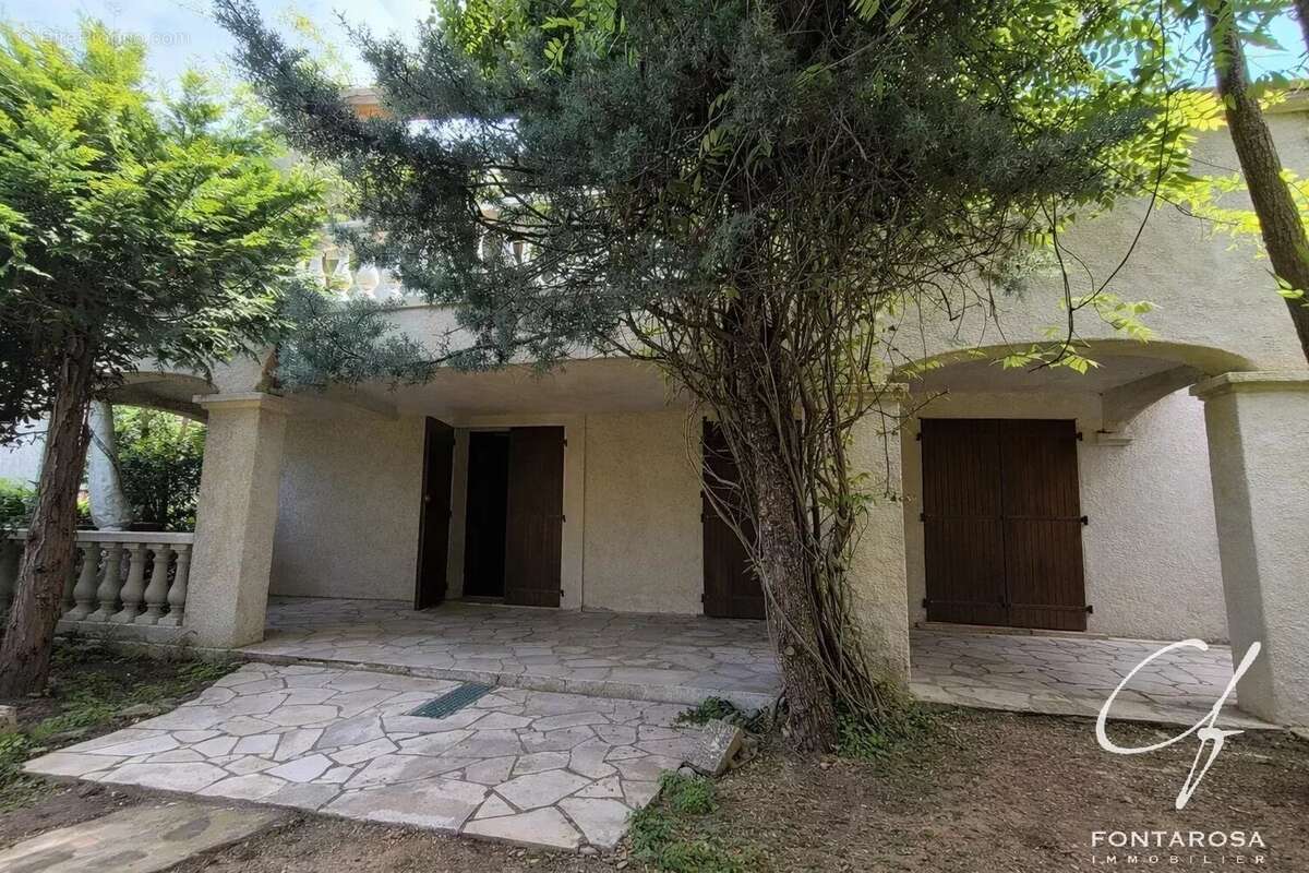 Maison à FREJUS