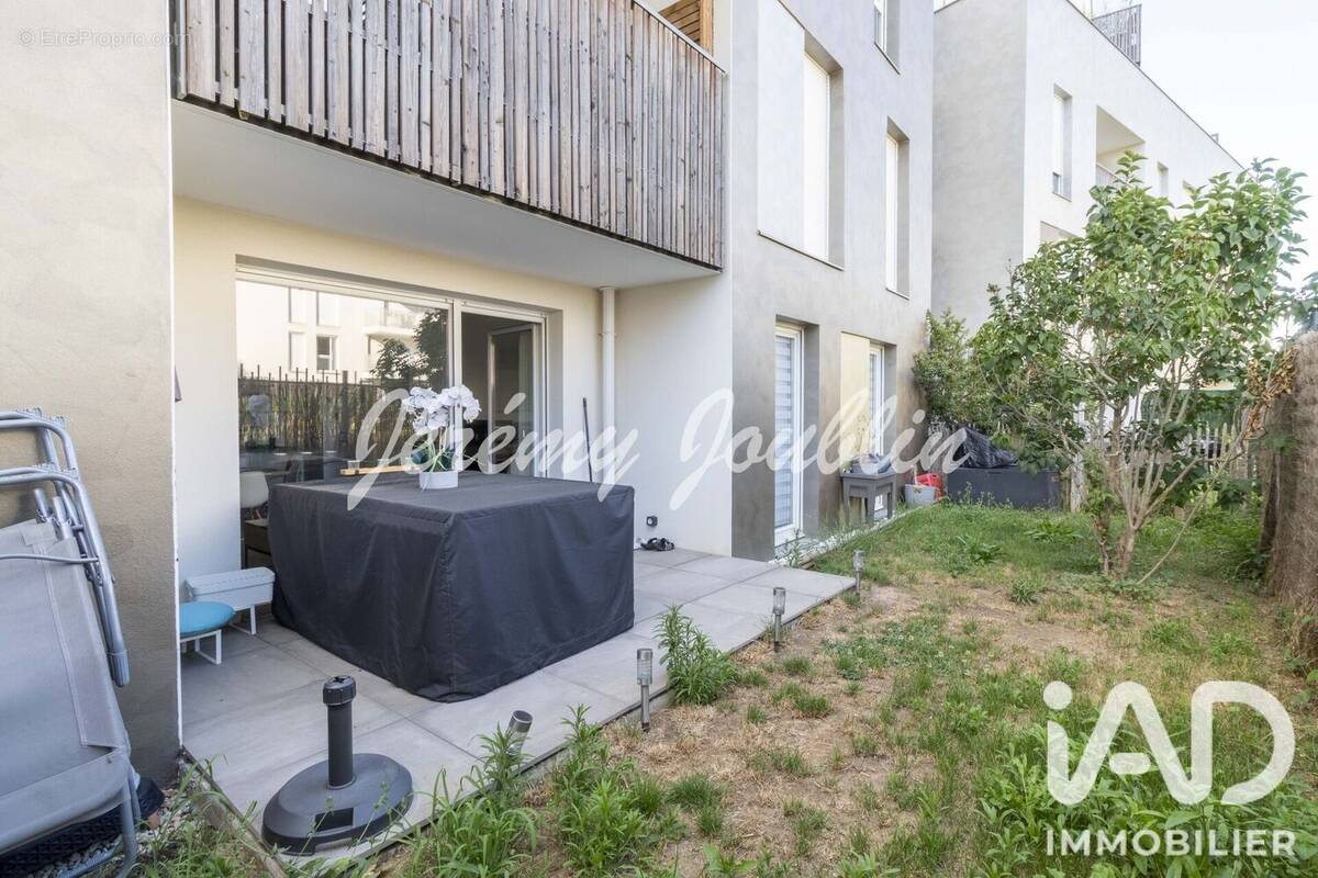 Photo 1 - Appartement à JOUY-LE-MOUTIER