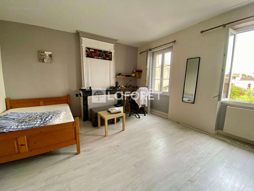 Maison à SAINT-LAURENT-MEDOC