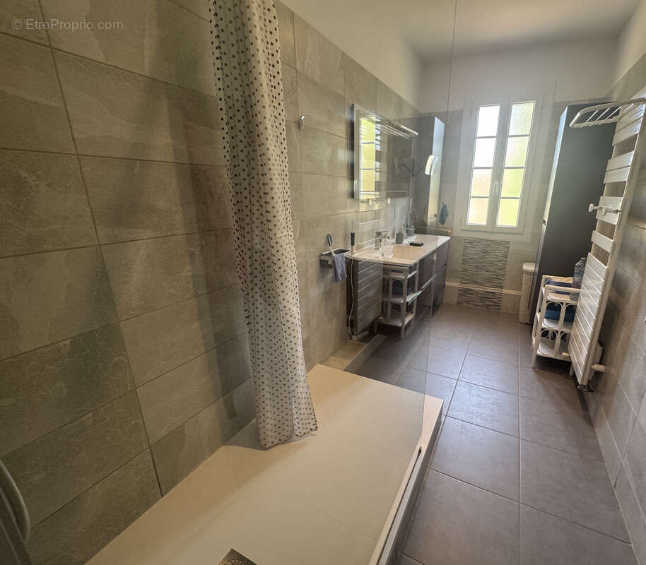 Propriété d'exception 203 m2 & Dépendances de 215 m2 - photo 13