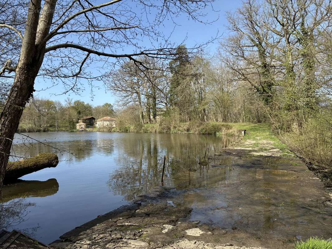Maison à L&#039;ISLE-JOURDAIN