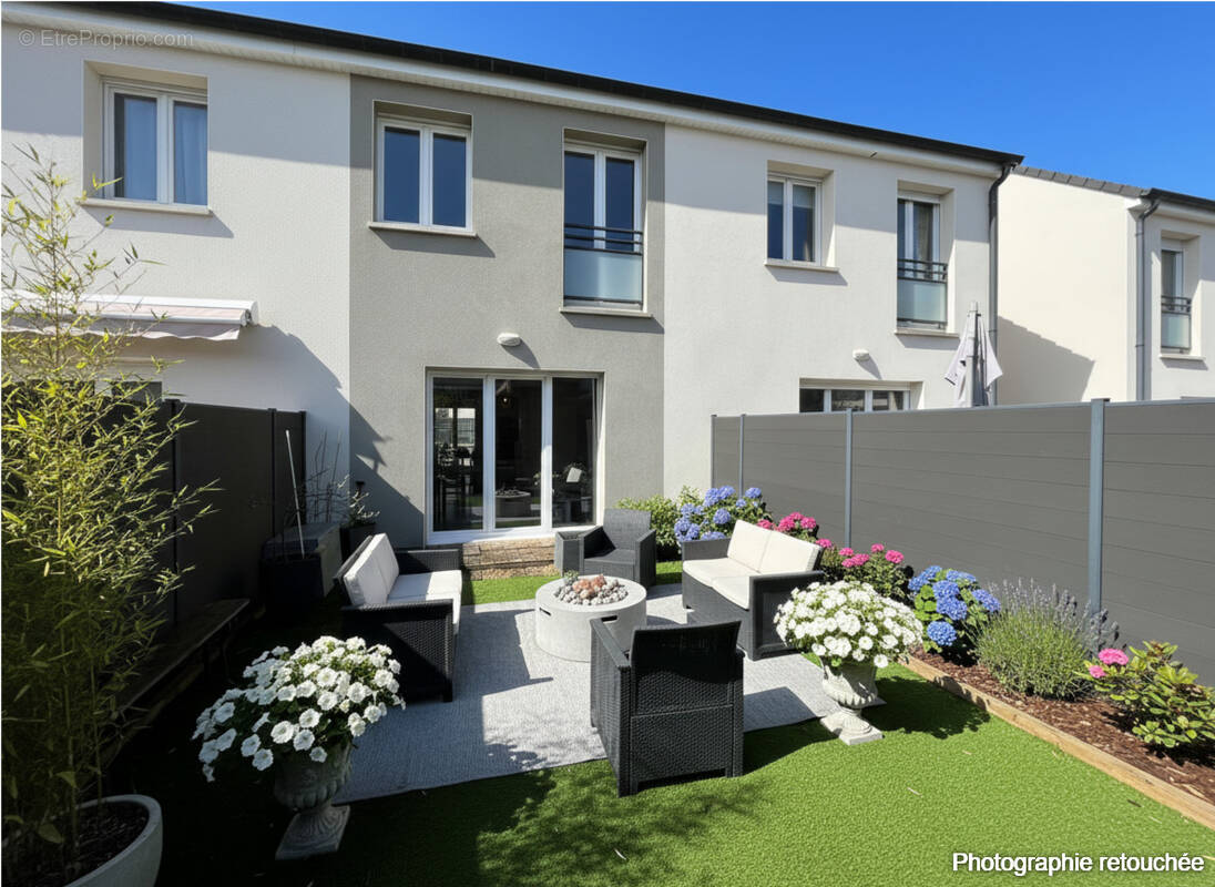 Maison à AMNEVILLE