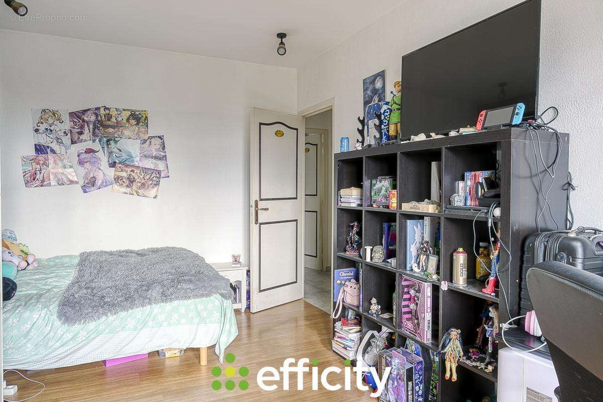 Maison à SALAISE-SUR-SANNE