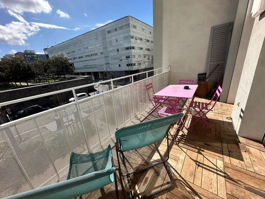 Appartement à MARSEILLE-3E