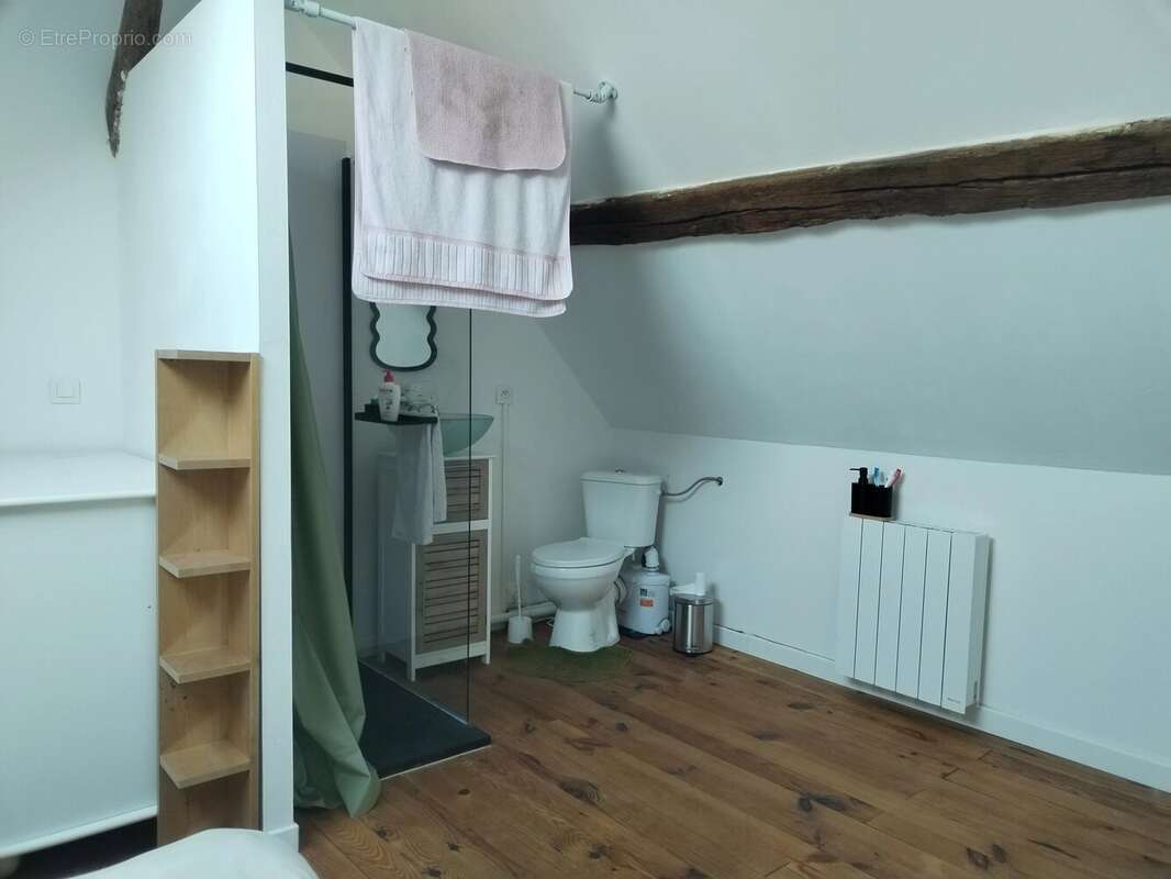 Corps de ferme à rénover – trois habitations – terrain de 6 836 m² - photo 6