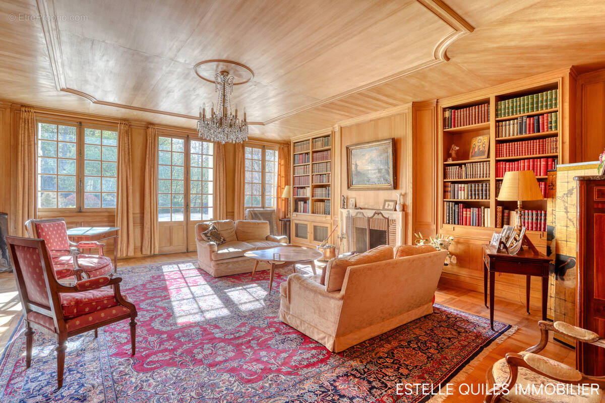 Appartement à VERSAILLES