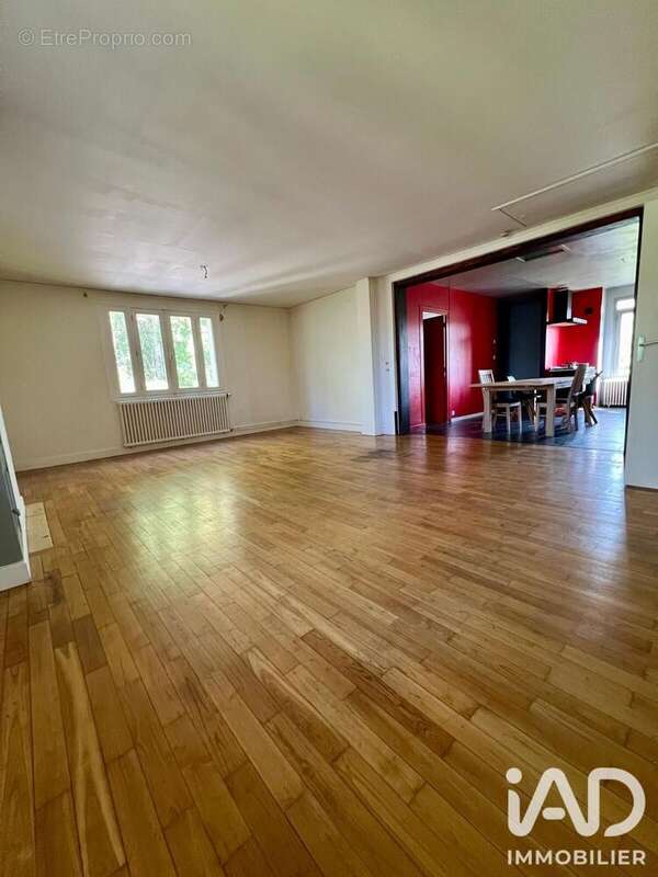 Maison 172 m² à Bourges  - photo 9